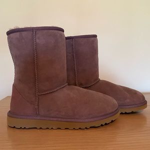 UGG Classic Short Purple size 6